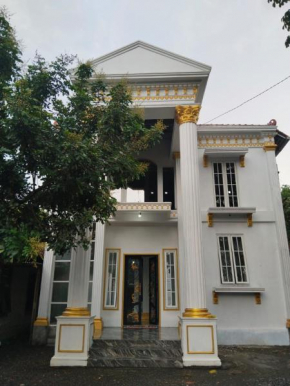 Pendawi Putri Homestay Syariah Borobudur